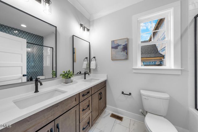 317 W Murray Avenue, Durham, NC 27704