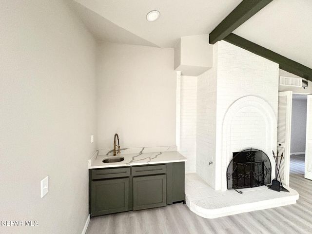 1605 BESSEMER Drive, El Paso, TX 79936