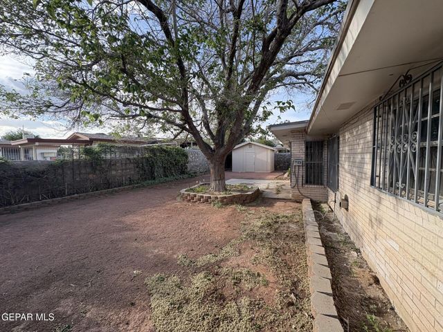 1605 BESSEMER Drive, El Paso, TX 79936