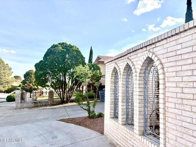 1605 BESSEMER Drive, El Paso, TX 79936
