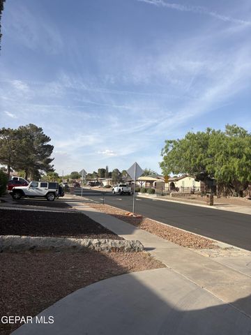 1605 BESSEMER Drive, El Paso, TX 79936