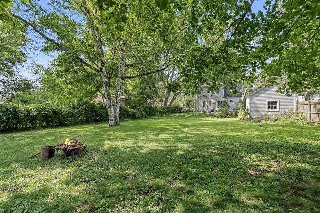 2140 Royce Avenue, Kalamazoo City, MI 49001