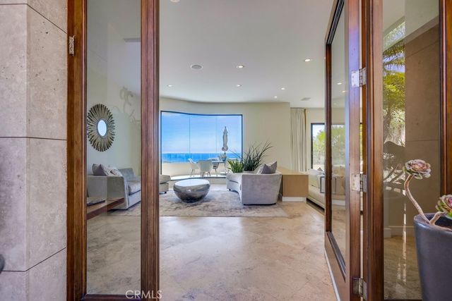 1725 Del Mar, Laguna Beach, CA 92651