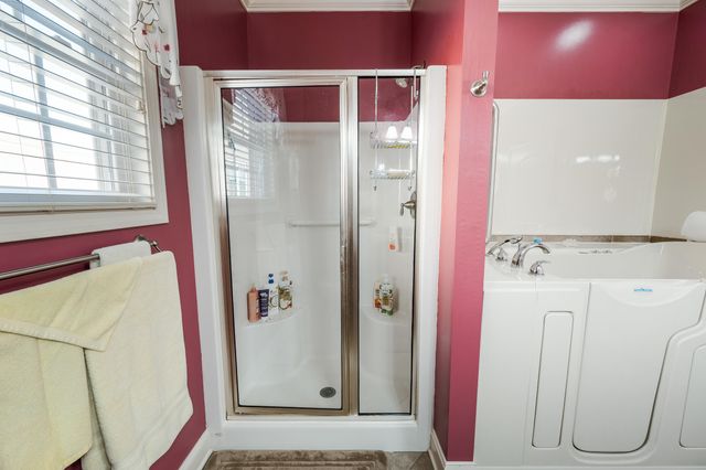 405 Deer Run CIR, Salem, VA 24153