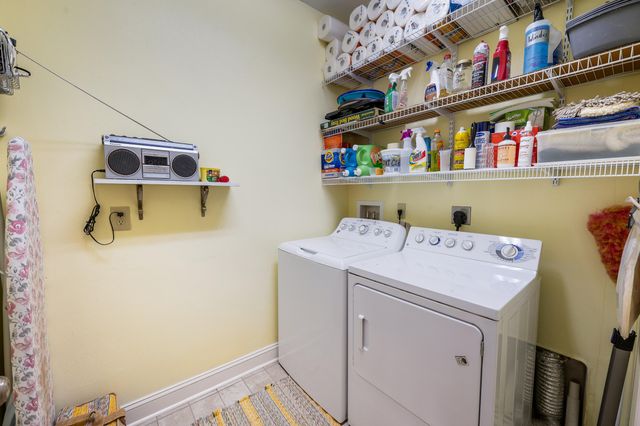 405 Deer Run CIR, Salem, VA 24153