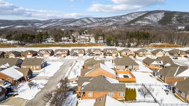 405 Deer Run CIR, Salem, VA 24153