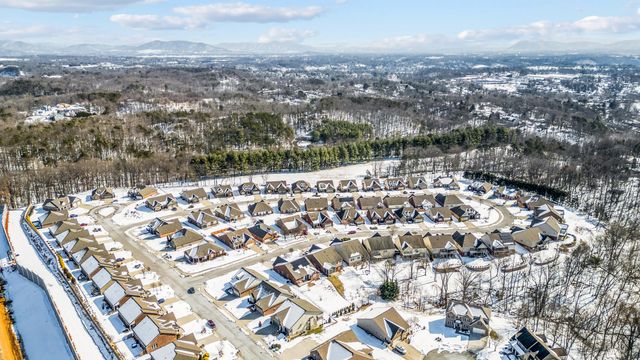 405 Deer Run CIR, Salem, VA 24153