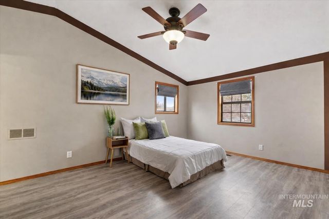 428 W Mayfair Ct, Boise, ID 83706