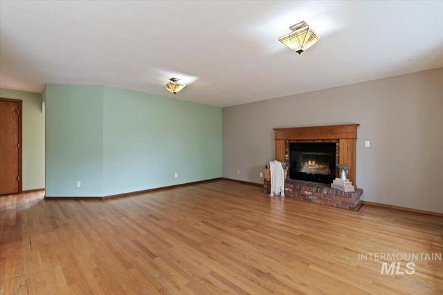 428 W Mayfair Ct, Boise, ID 83706