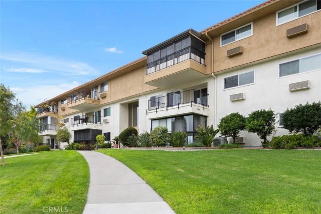 2355 Via Mariposa 3H, Laguna Woods, CA 92637