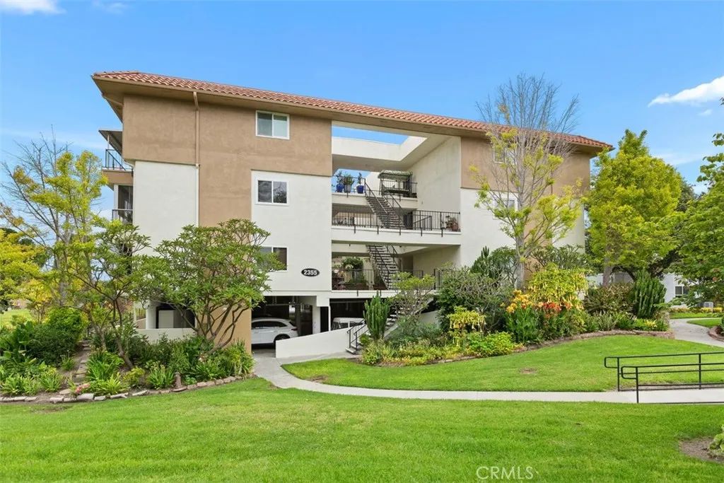 2355 Via Mariposa 3H, Laguna Woods, CA 92637