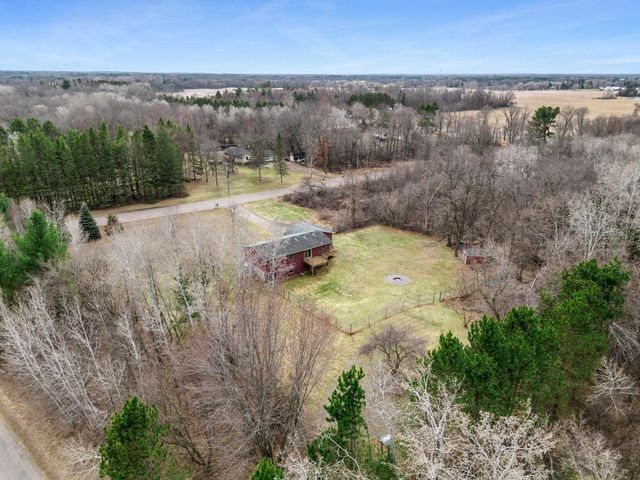 711 303rd Avenue NW, Cambridge, MN 55008