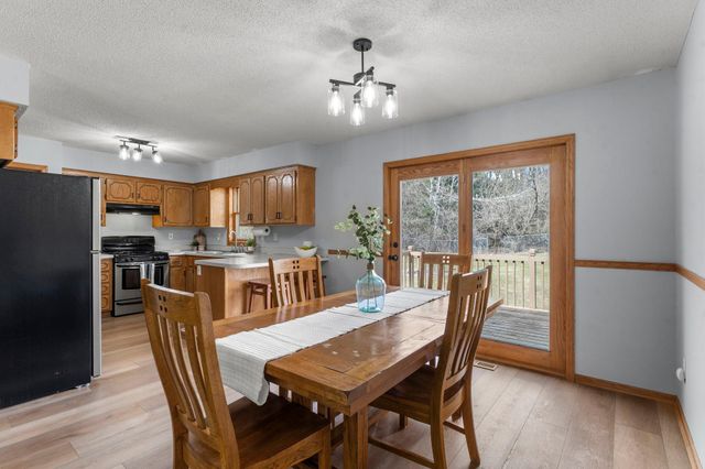 711 303rd Avenue NW, Cambridge, MN 55008