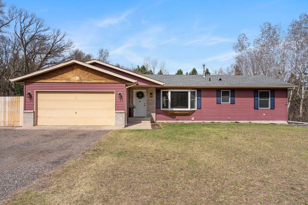 711 303rd Avenue NW, Cambridge, MN 55008