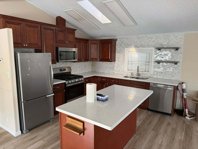 2151 2151 Oakland Rd, San Jose, CA 95131