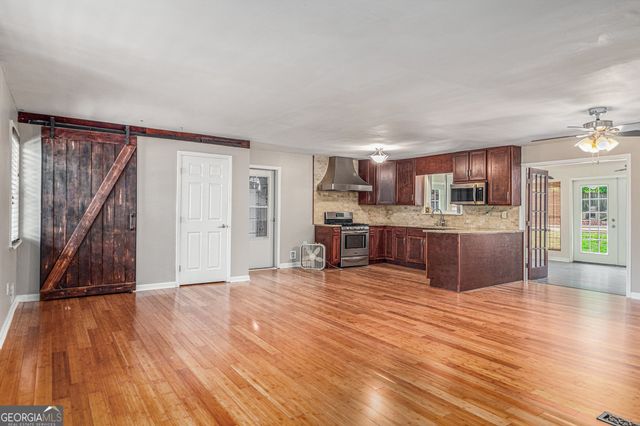 6431 Courtney Drive, Winston, GA 30187