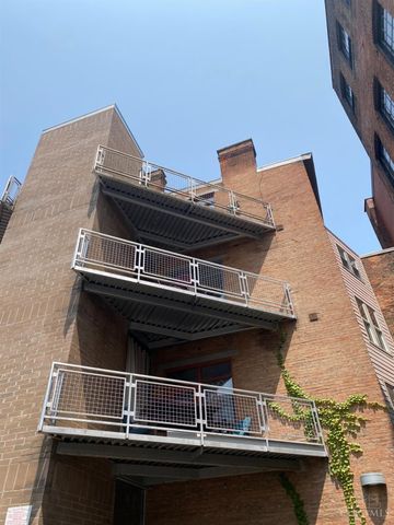 1232 Vine Street, Cincinnati, OH 45202