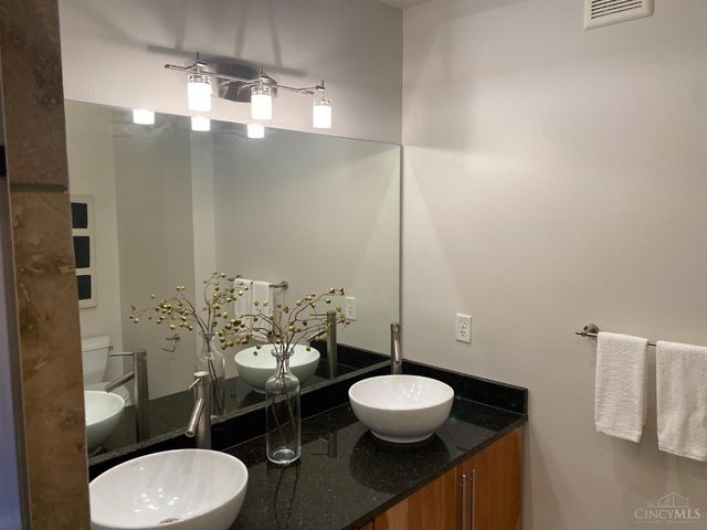1232 Vine Street, Cincinnati, OH 45202