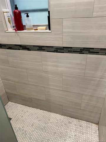 10736 109th Street, Richmond Hill, NY 11419