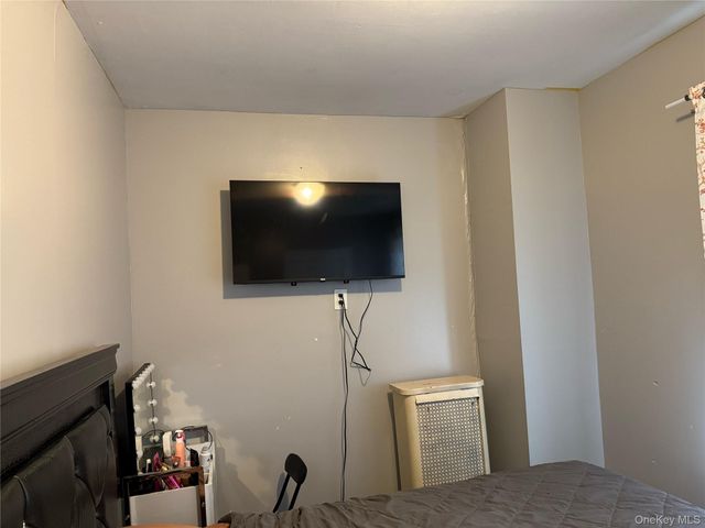 10736 109th Street, Richmond Hill, NY 11419