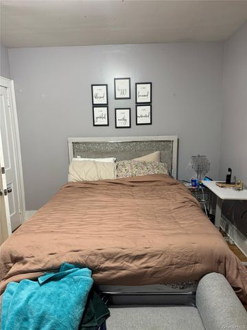 10736 109th Street, Richmond Hill, NY 11419