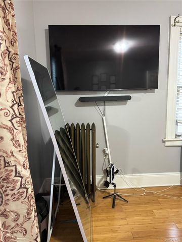 10736 109th Street, Richmond Hill, NY 11419