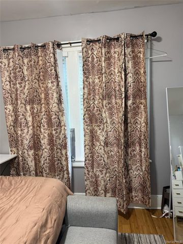 10736 109th Street, Richmond Hill, NY 11419