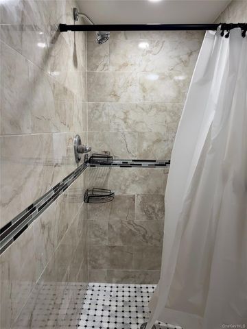 10736 109th Street, Richmond Hill, NY 11419