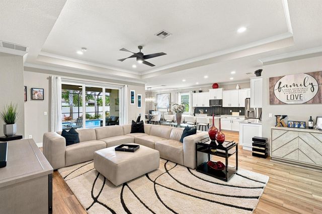 7314 SW KANTNER Drive, Stuart, FL 34997