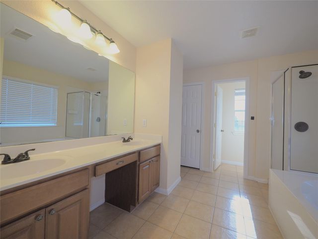 324 Hidden Brook LN, Round Rock, TX 78665