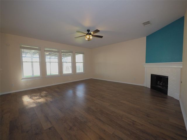 324 Hidden Brook LN, Round Rock, TX 78665