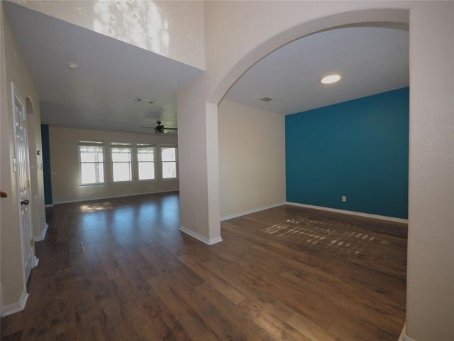 324 Hidden Brook LN, Round Rock, TX 78665