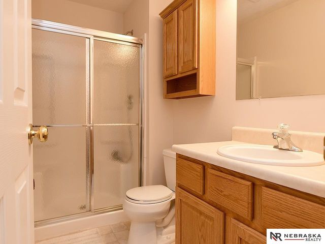 1601 Blackhawk Circle, Lincoln, NE 68521