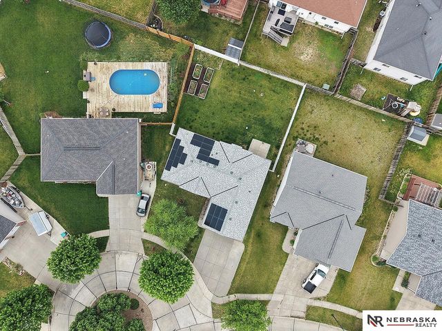 1601 Blackhawk Circle, Lincoln, NE 68521