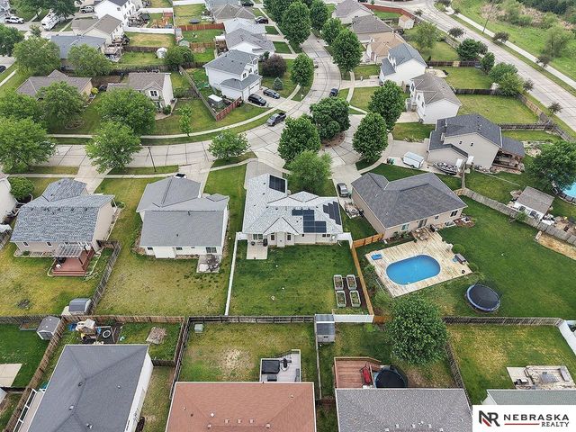 1601 Blackhawk Circle, Lincoln, NE 68521