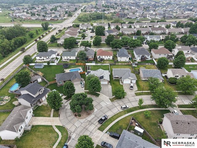 1601 Blackhawk Circle, Lincoln, NE 68521