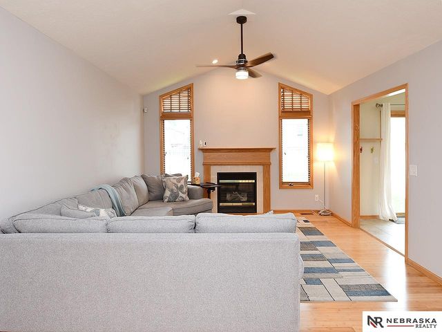 1601 Blackhawk Circle, Lincoln, NE 68521