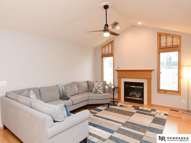 1601 Blackhawk Circle, Lincoln, NE 68521