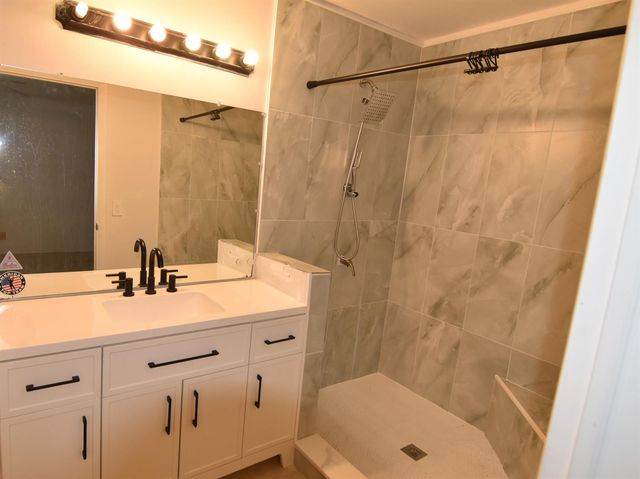 3 Crossings Circle B, Boynton Beach, FL 33435