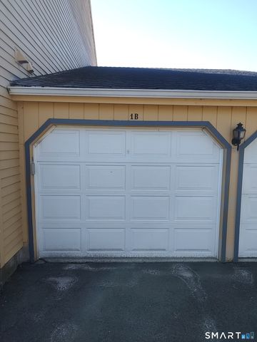 1400 Hartford Turnpike 5, North Haven, CT 06473