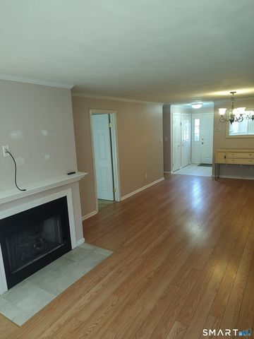 1400 Hartford Turnpike 5, North Haven, CT 06473