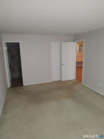 1400 Hartford Turnpike 5, North Haven, CT 06473