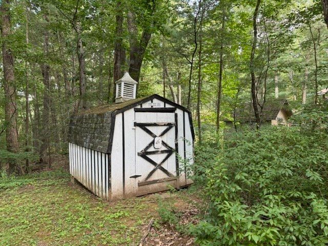 71 Shepard Rd, Sturbridge, MA 01566