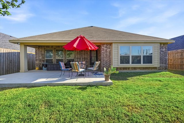 8421 Bonanza Street, Aubrey, TX 76227