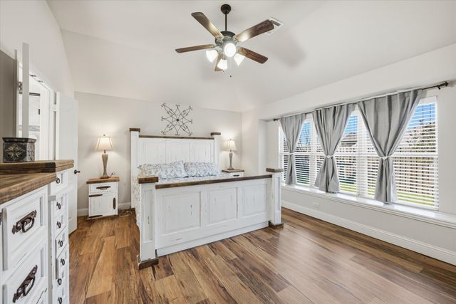 8421 Bonanza Street, Aubrey, TX 76227