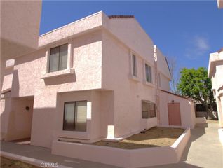 9906 Owensmouth, Chatsworth, CA 91311