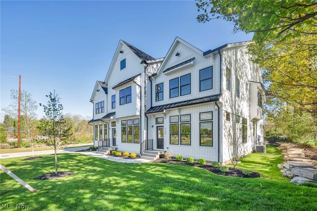 110 Cider Mill, Chardon, OH 44024
