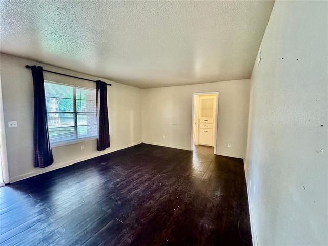 7721 S Ross Avenue, Oklahoma City, OK 73159