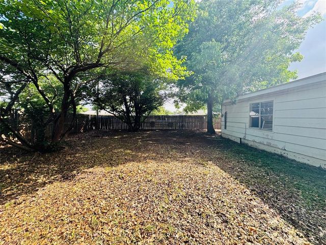 7721 S Ross Avenue, Oklahoma City, OK 73159