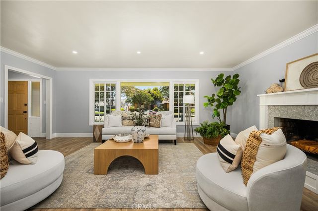 1147 W 10th, Santa Ana, CA 92703